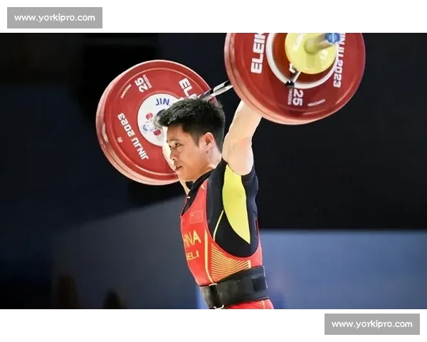 巅峰力量对决：全球顶级举重赛事精彩瞬间全记录